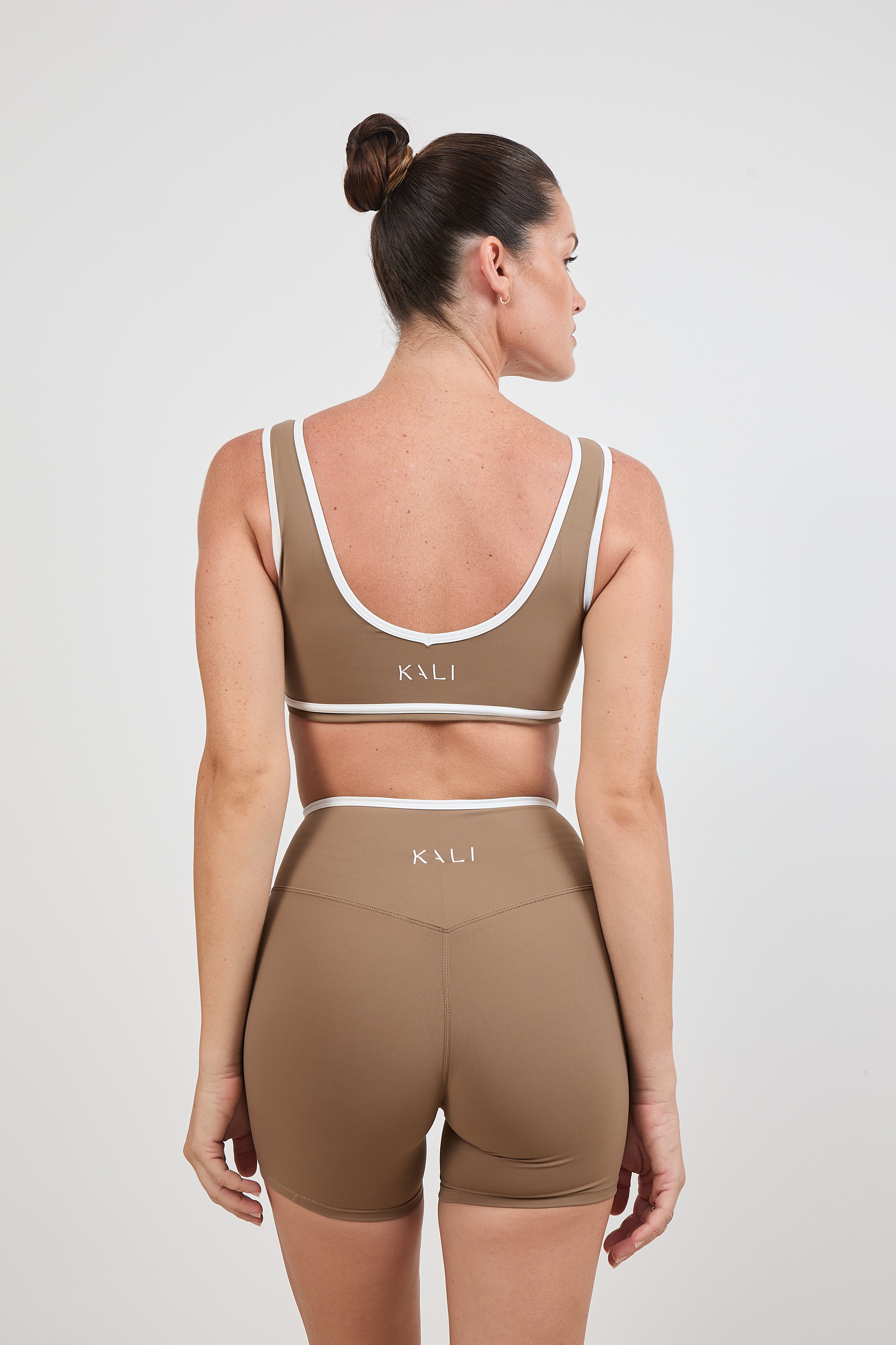 Cross-Line Short - Mocha