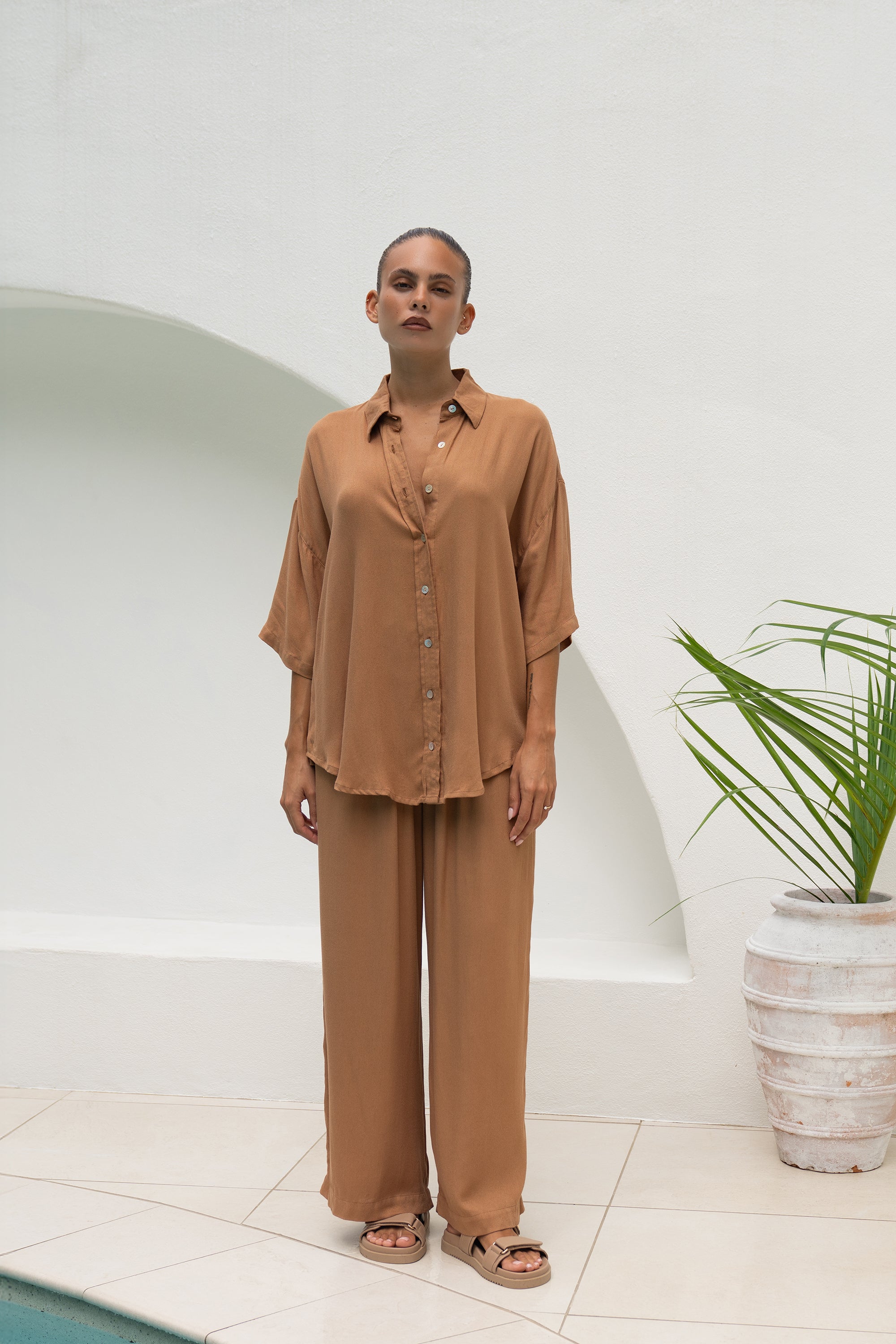 FLOW SHIRT MOCHA