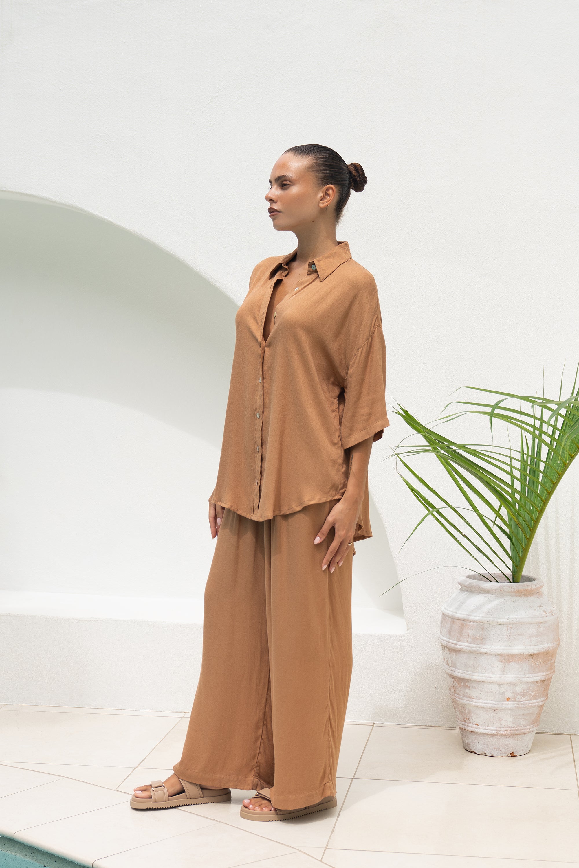 FLOW SHIRT MOCHA