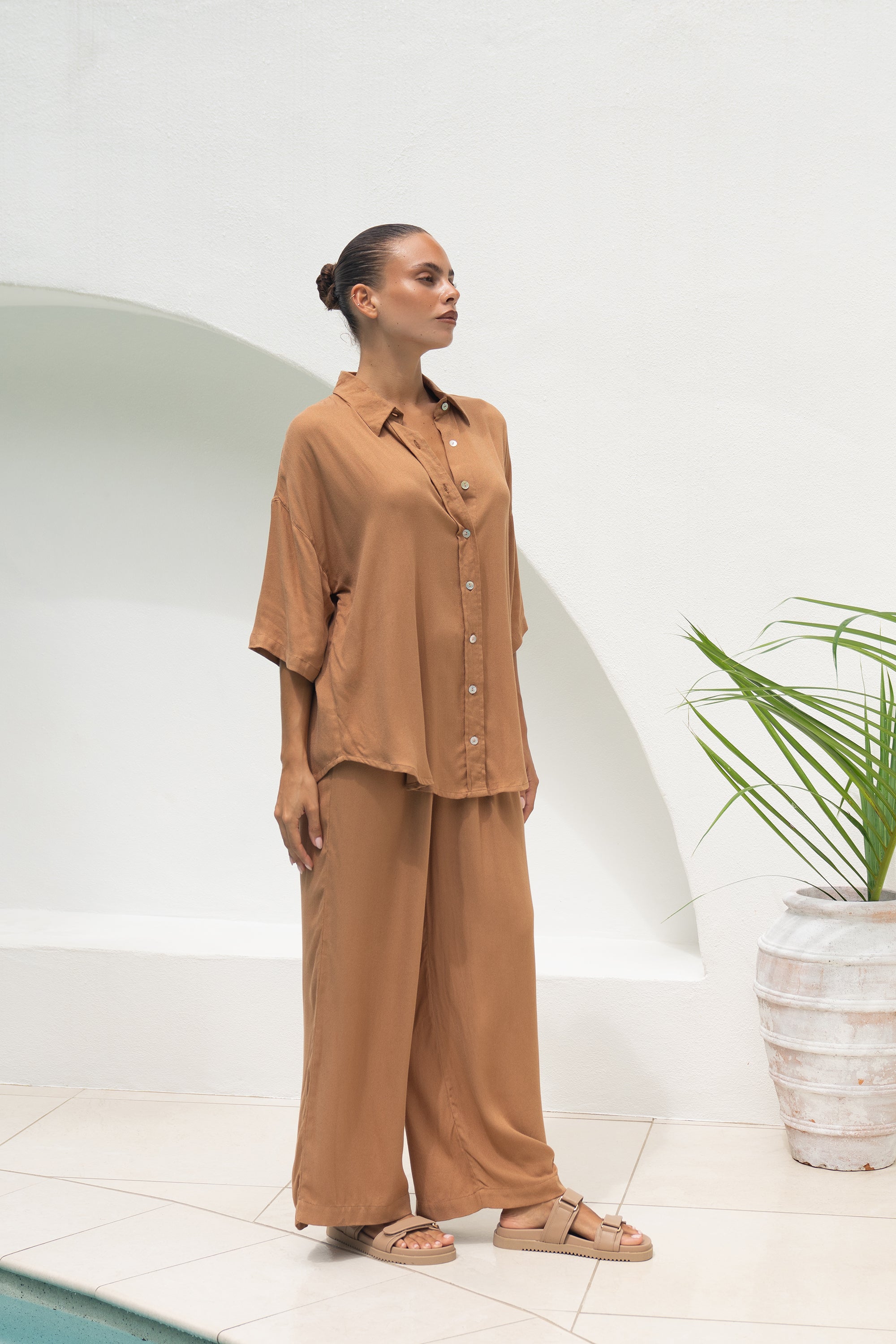 FLOW SHIRT MOCHA