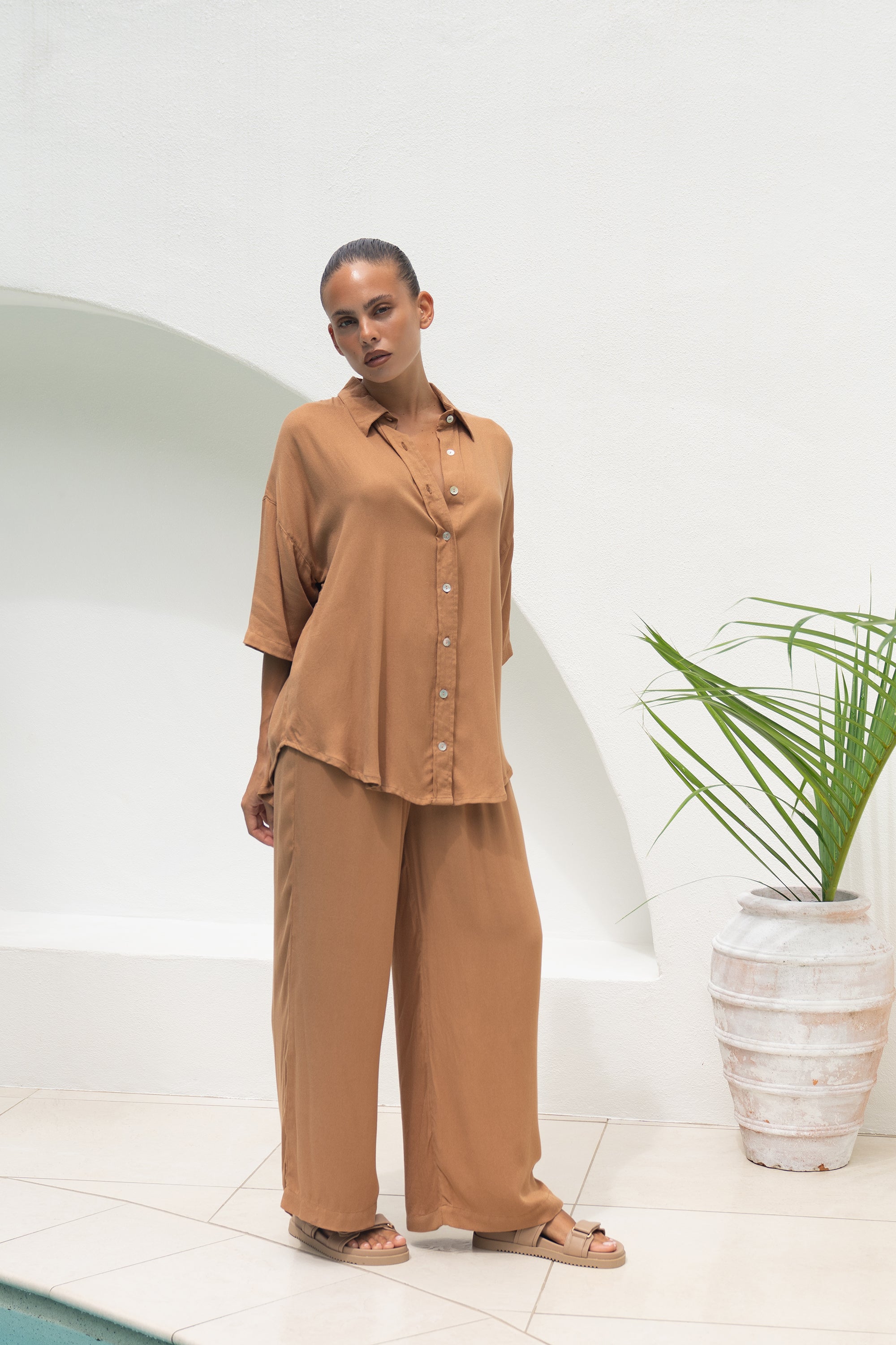 FLOW SHIRT MOCHA
